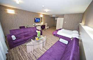 Отель Hotel Natura Residence Business&SPA Севеж Улучшенный двухместный номер с 1 кроватью-1